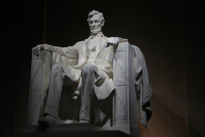 Washington DC Lincoln Statue