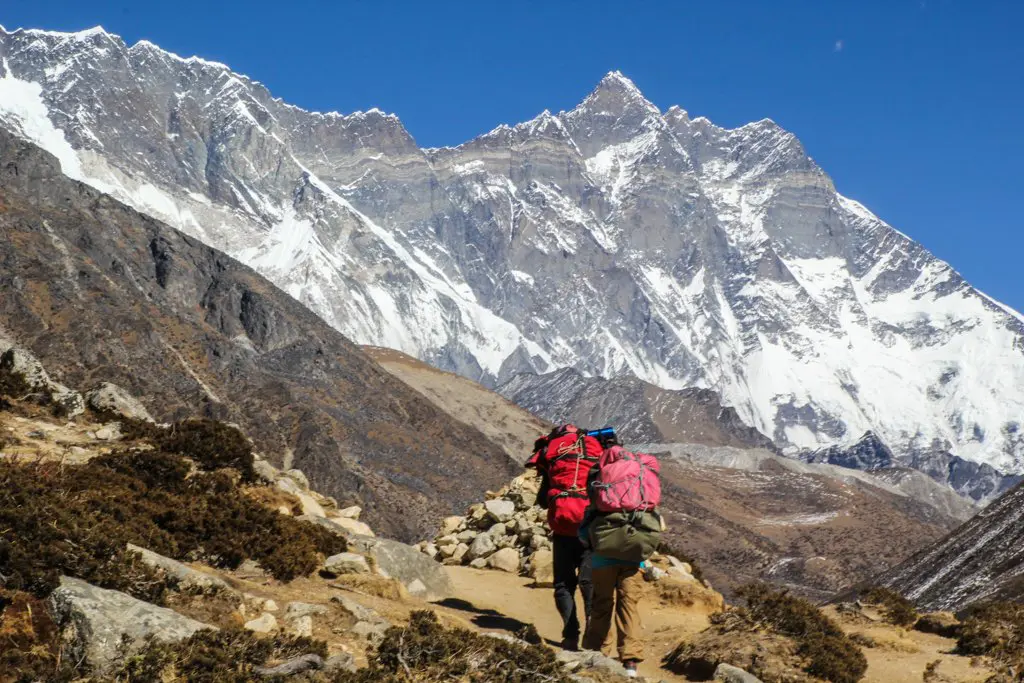 hiking trips himalayas