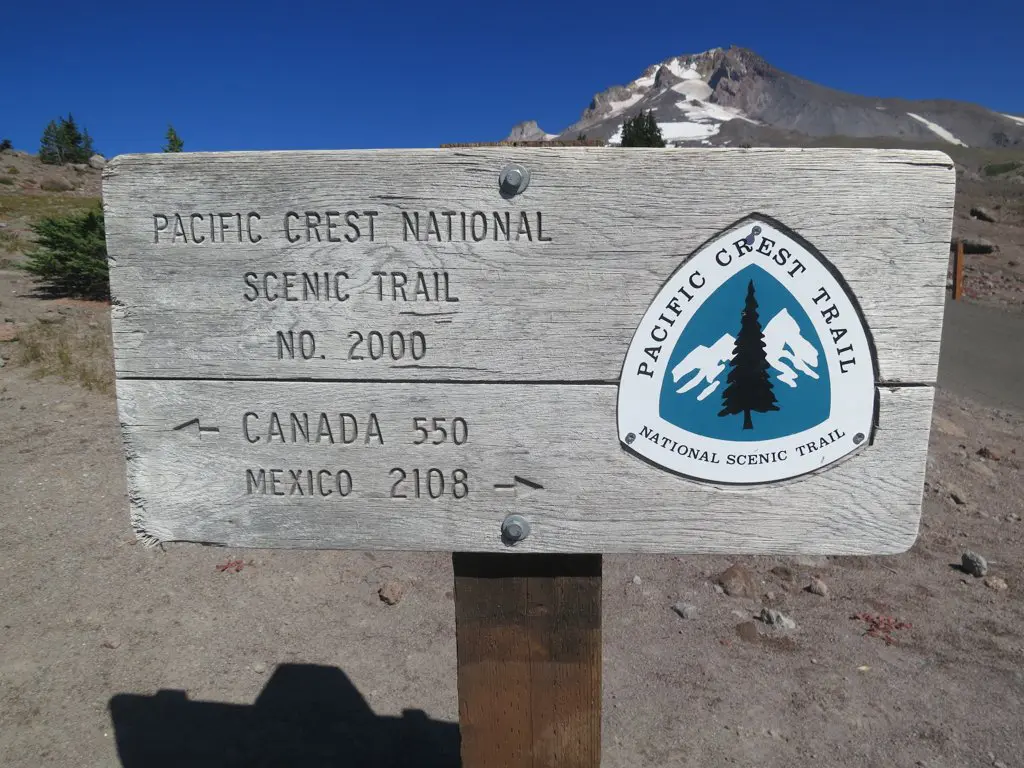 Timberline Lodge PCT Oregon Sign Canada Mexico