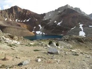 PCT-Sierra-Alpine-Lake