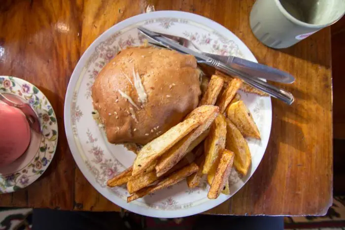 Nepal-Dingboche-Best-Hamburger