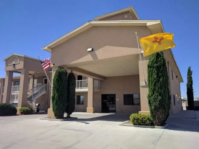 CDT-New-Mexico-Lordsburg-Econolodge