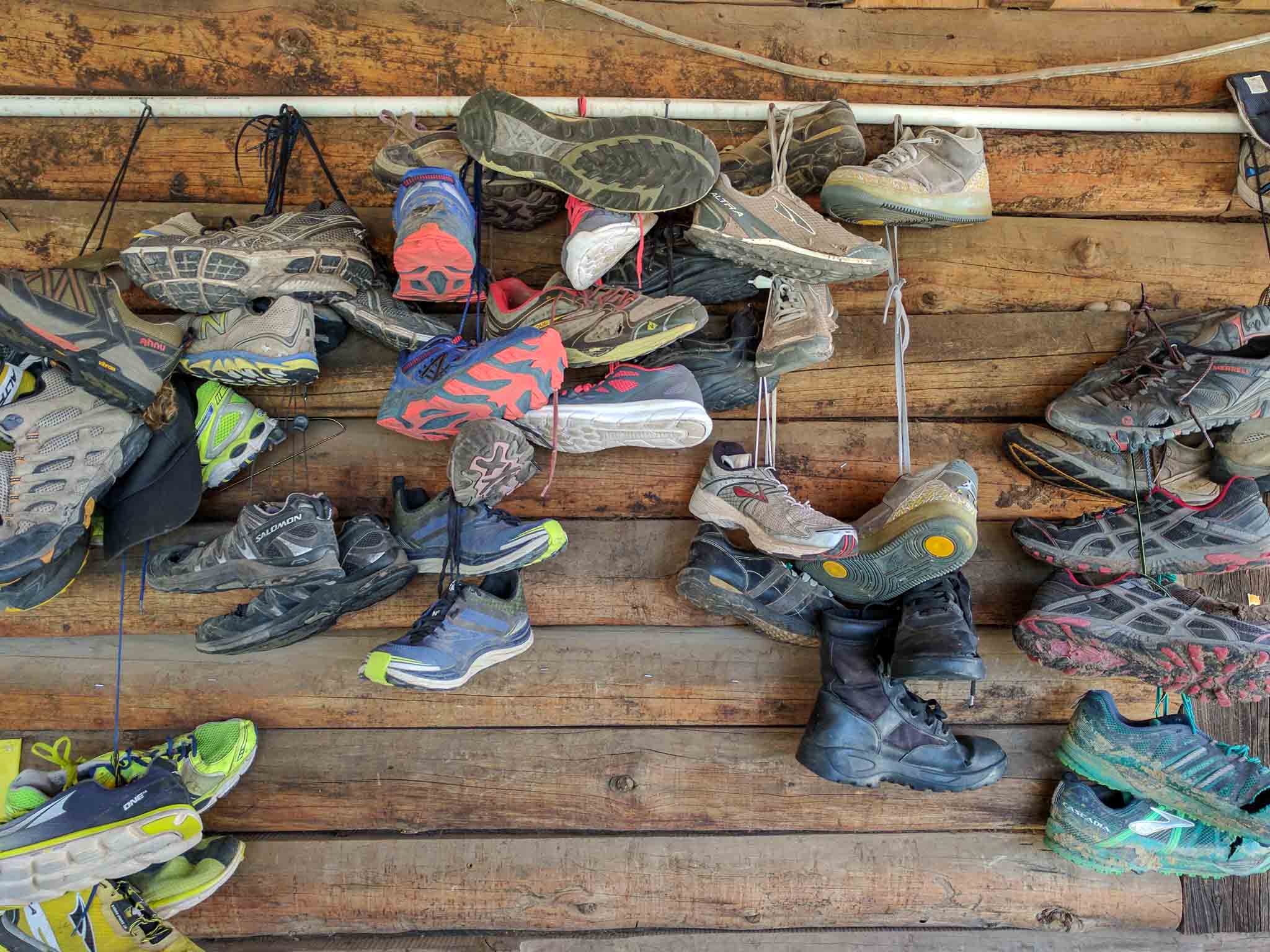 Best Shoes for Thru-Hiking Featured Image