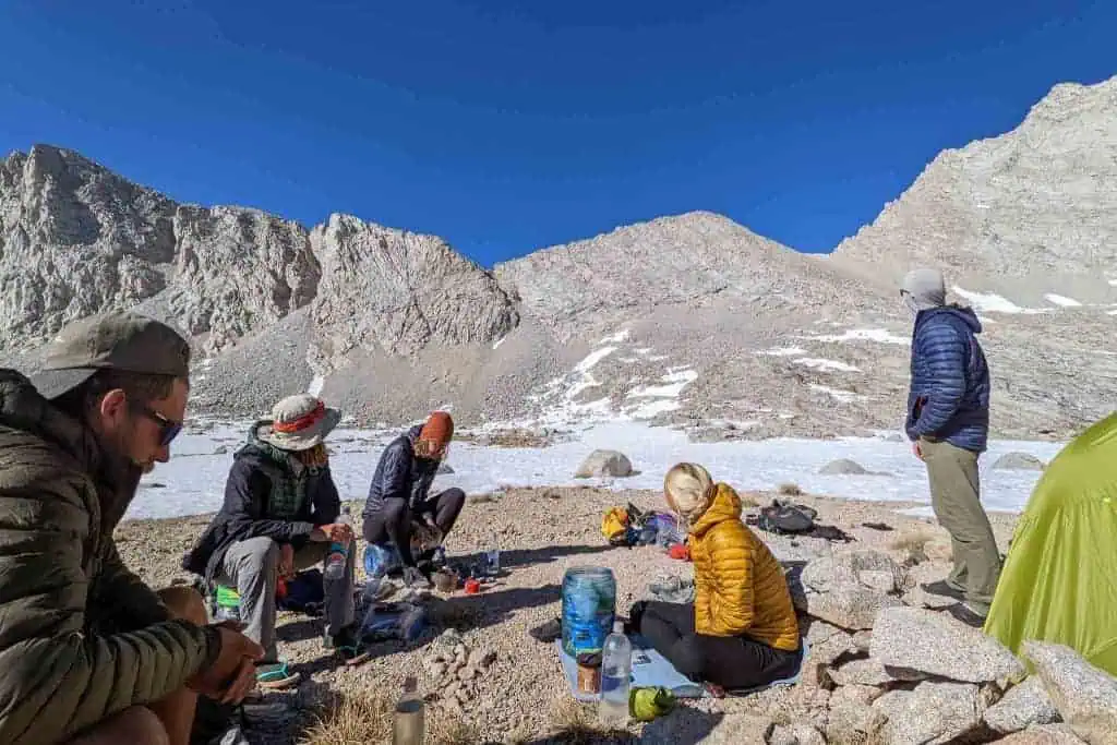 PCT hikers below Sierra pass